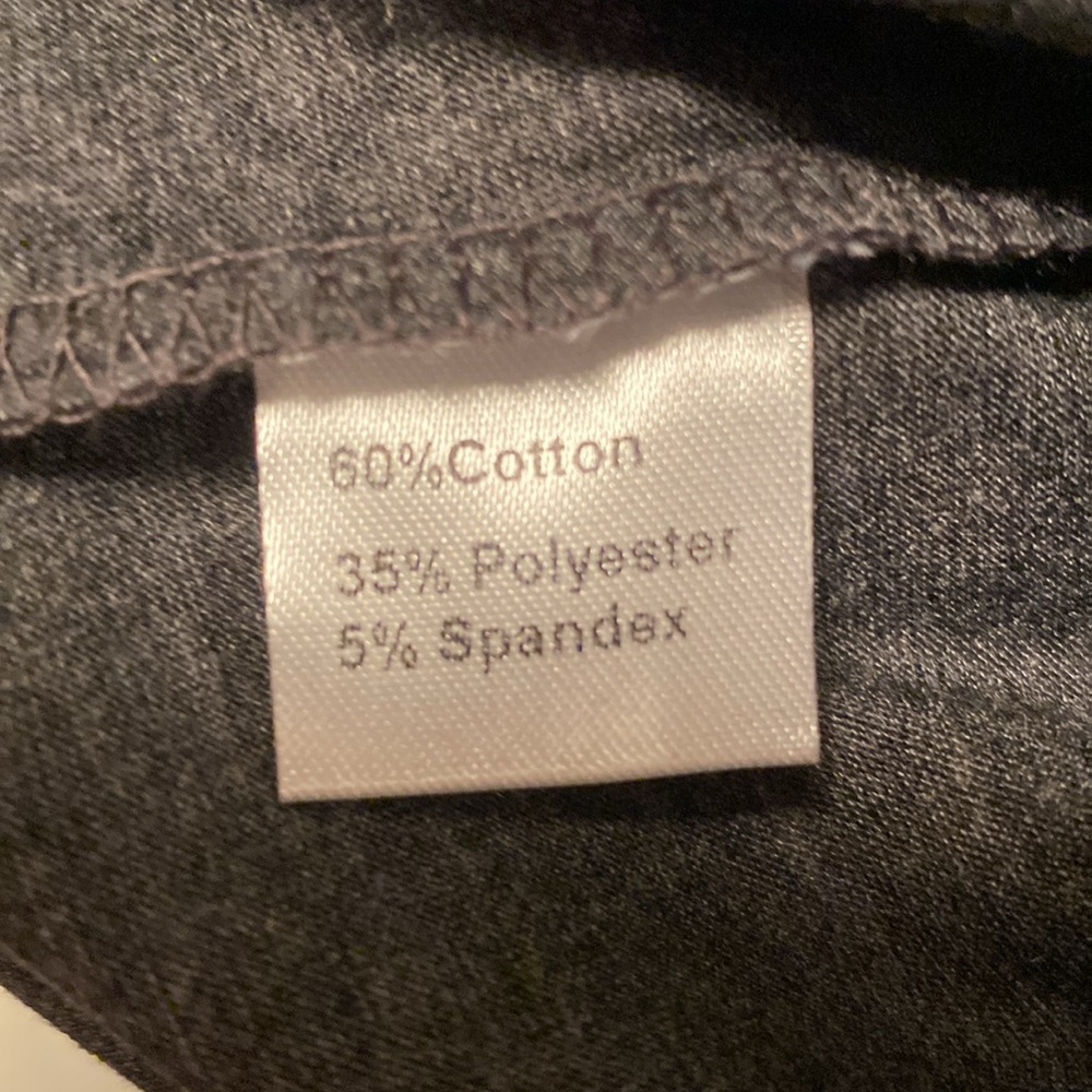 Gray Graphic Tee with UFO Design…size 2XL - Picture 6 of 6